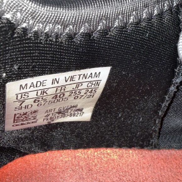 ADIDAS NMD R1 Sneakers, Boy’s 7 - Picture 6 of 6